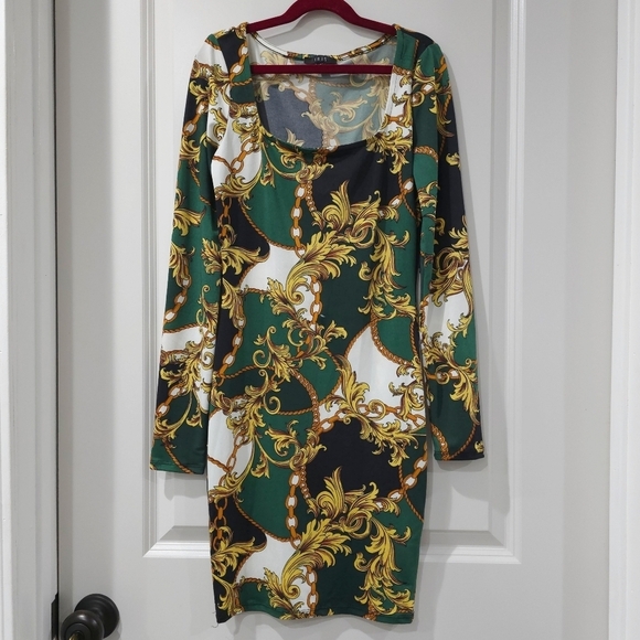 ✨️4/$20 IRIS Long Sleeve Square Neck Bodycon Mini Dress in Green, Gold Filagree - Picture 3 of 15